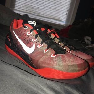 Kobe 9 EM size 10